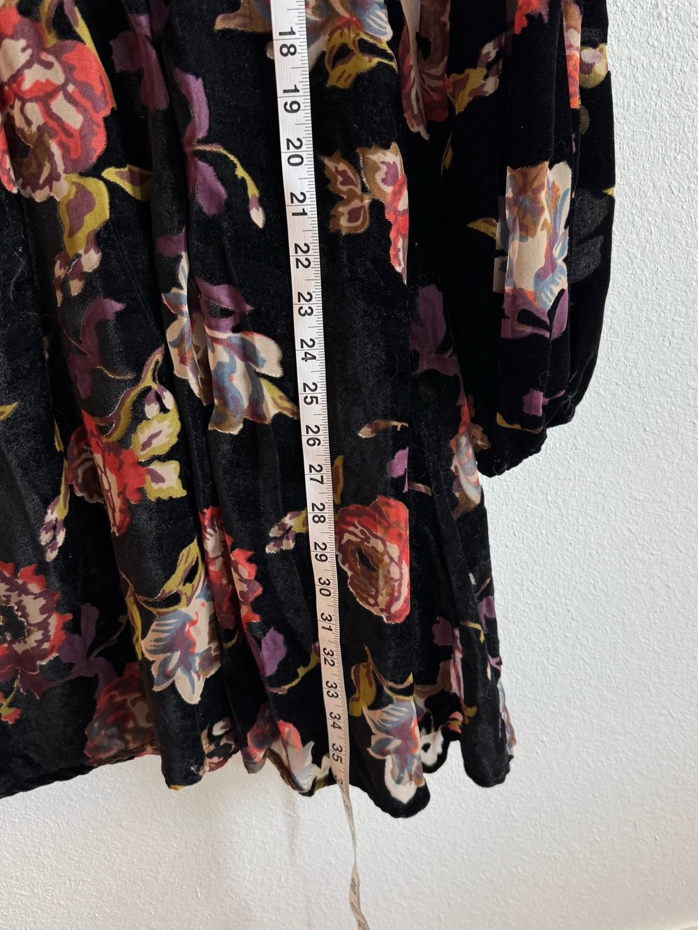 miami Black V-Neck Velvet Dress - Picture 9 of 11